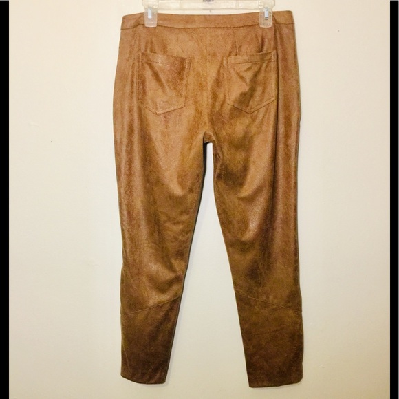Nanette Lepore faux snakeskin camel hot pants - Picture 3 of 5